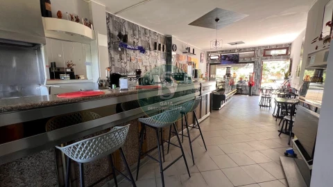 Loja para Trespasse em Pedroso e Seixezelo