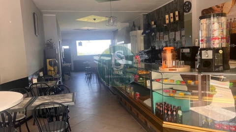 Loja para Trespasse em Pedroso e Seixezelo