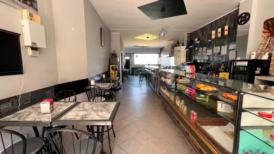 Loja para Trespasse em Pedroso e Seixezelo