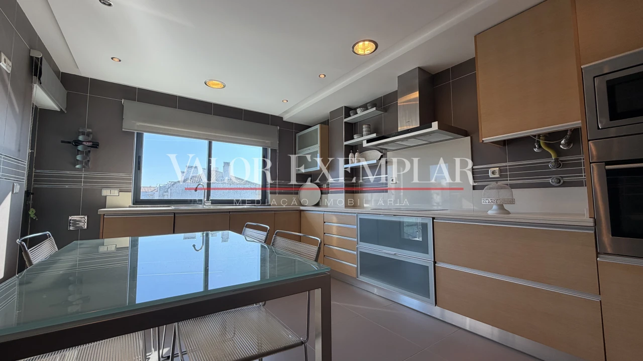 Apartamento T4 para Venda em Montijo e Afonsoeiro Foto 11