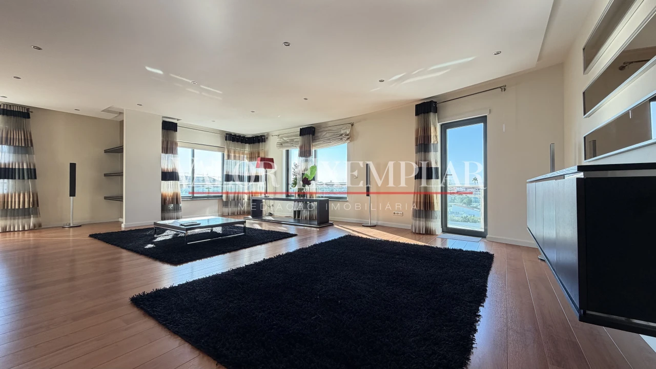 Apartamento T4 para Venda em Montijo e Afonsoeiro Foto 3