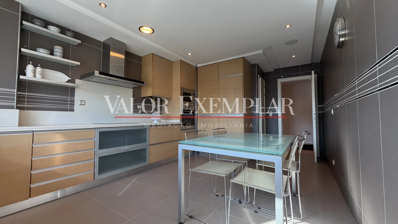 Apartamento T4 para Venda em Montijo e Afonsoeiro Foto 12