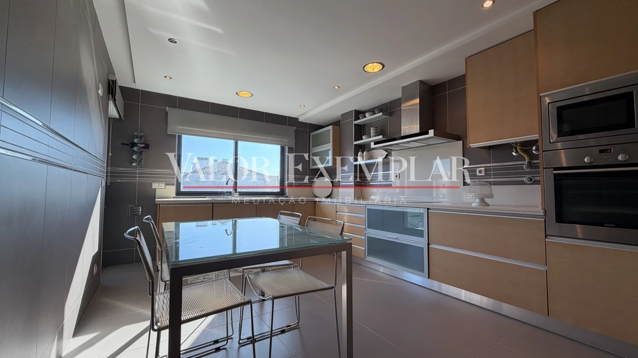 Apartamento T4 para Venda em Montijo e Afonsoeiro Foto 9