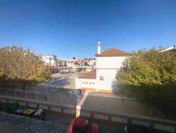 Apartamento T2 para Venda em Moita