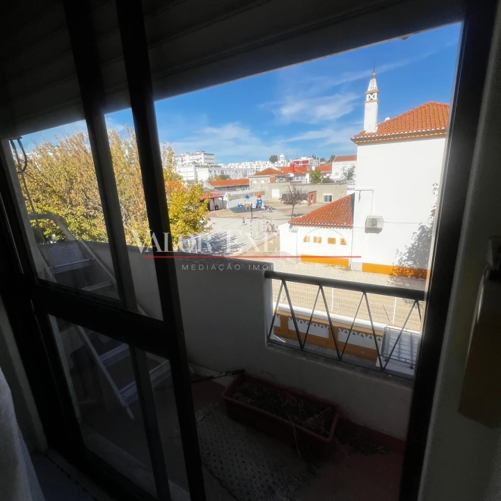 Apartamento T2 para Venda em Moita Foto 12