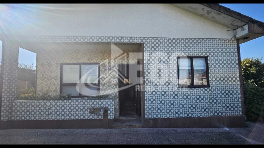 Moradia T3 para Venda em Paramos