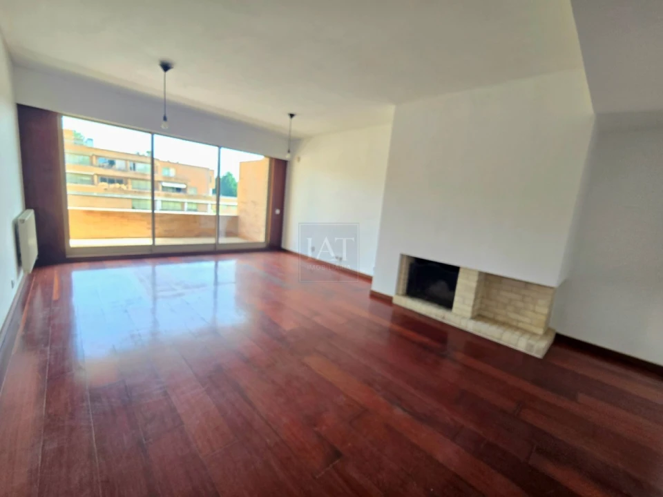 Apartamento T3 para Venda em Gemeses Foto 2