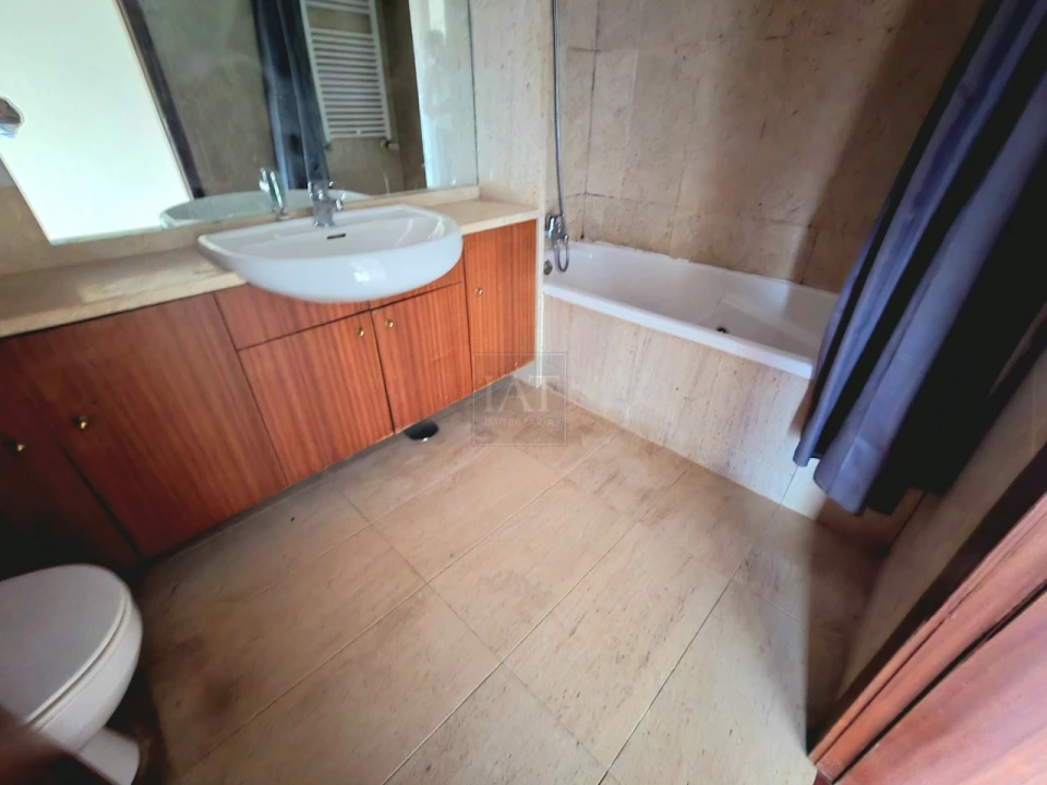 Apartamento T3 para Venda em Gemeses Foto 17