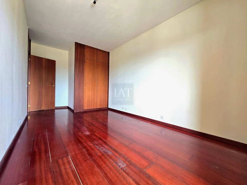Apartamento T3 para Venda em Gemeses Foto 15