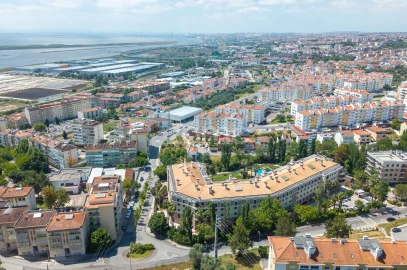 Apartamento T4 para Venda em Póvoa de Santa Iria e Forte da Casa