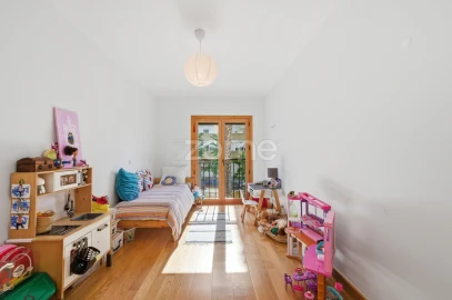 Apartamento T4 para Venda em Póvoa de Santa Iria e Forte da Casa