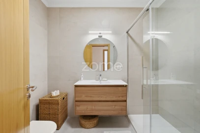Apartamento T4 para Venda em Póvoa de Santa Iria e Forte da Casa