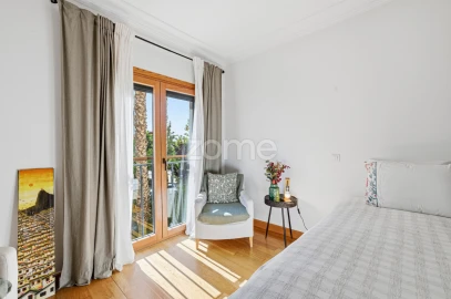 Apartamento T4 para Venda em Póvoa de Santa Iria e Forte da Casa