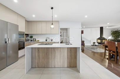 Apartamento T4 para Venda em Póvoa de Santa Iria e Forte da Casa