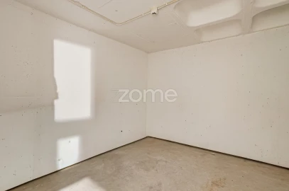 Apartamento T4 para Venda em Póvoa de Santa Iria e Forte da Casa