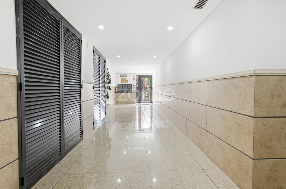 Apartamento T4 para Venda em Póvoa de Santa Iria e Forte da Casa Foto 30