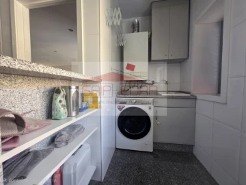 Apartamento T3 para Venda em Nogueira e Silva Escura
