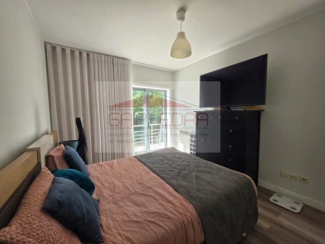 Apartamento T3 para Venda em Nogueira e Silva Escura