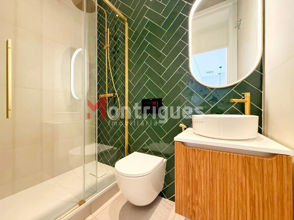 Apartamento T3 para Venda em Areeiro Foto 12