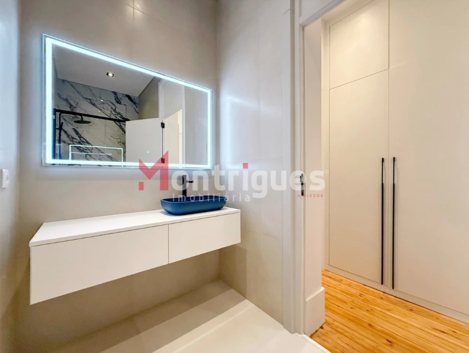 Apartamento T3 para Venda em Areeiro Foto 20