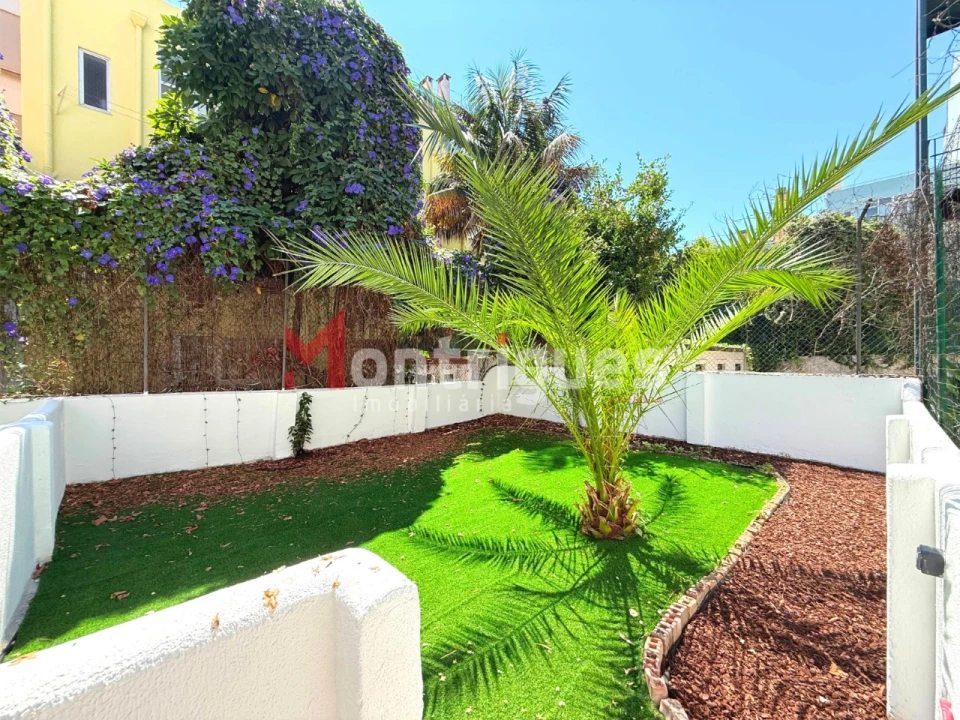 Apartamento T3 para Venda em Areeiro Foto 26