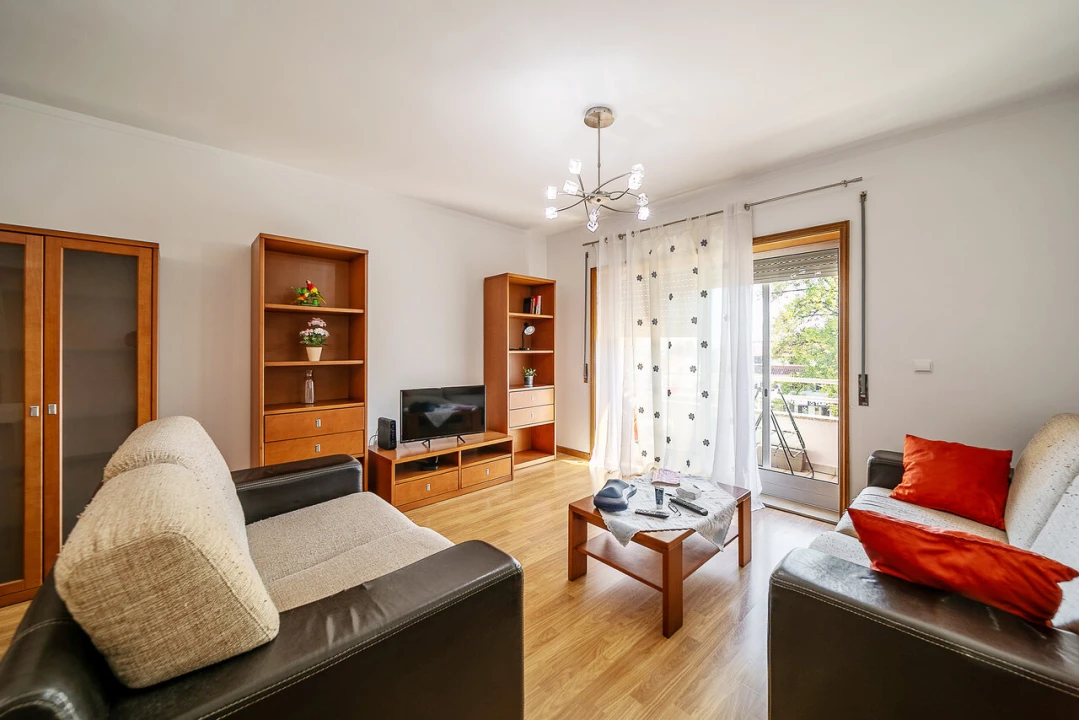 Apartamento T2 para Venda em Pedroso e Seixezelo Foto 3