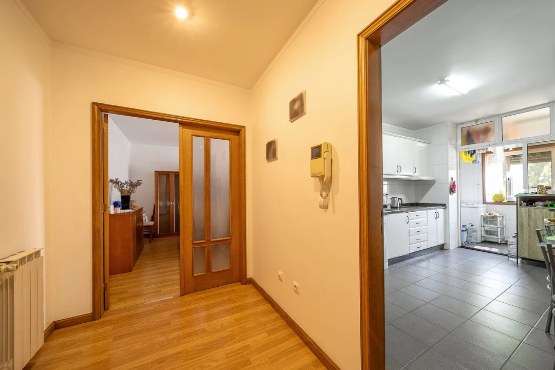 Apartamento T2 para Venda em Pedroso e Seixezelo Foto 9