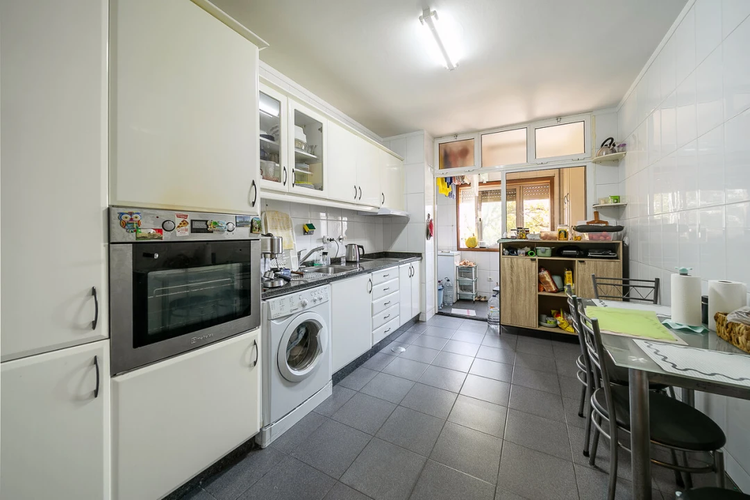 Apartamento T2 para Venda em Pedroso e Seixezelo Foto 12