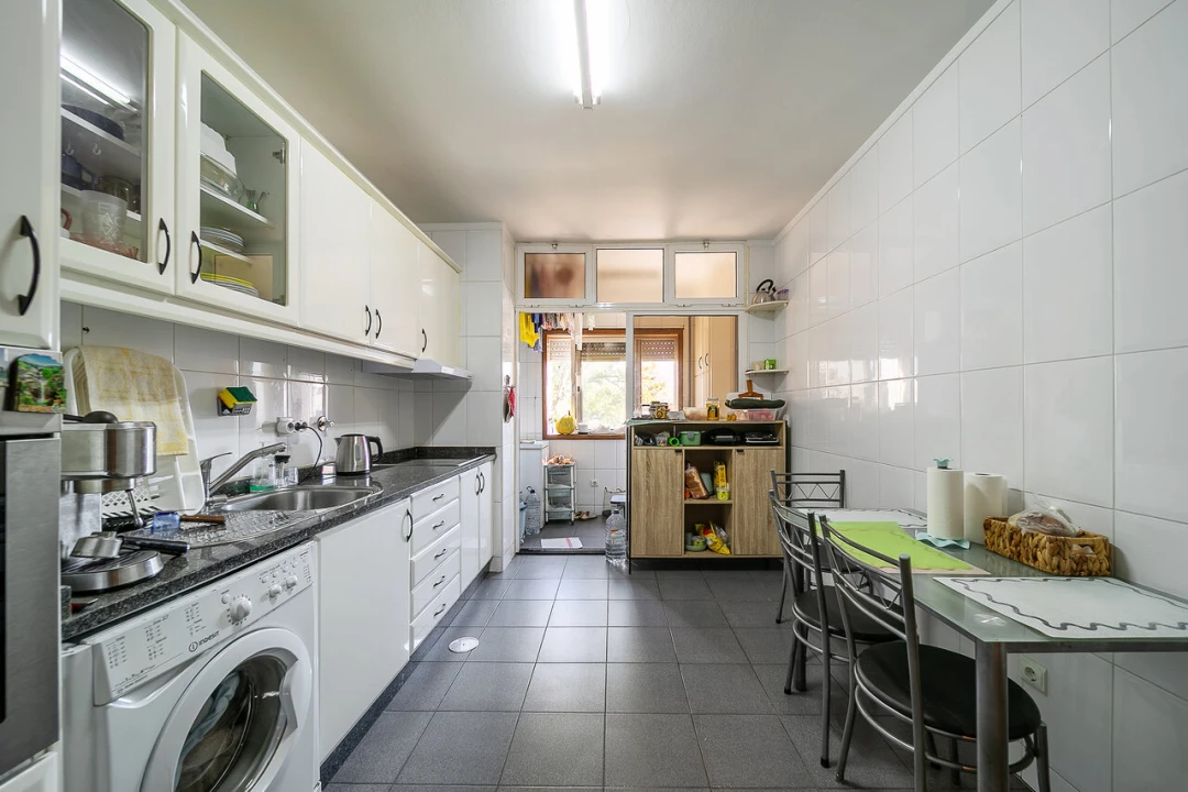 Apartamento T2 para Venda em Pedroso e Seixezelo Foto 13
