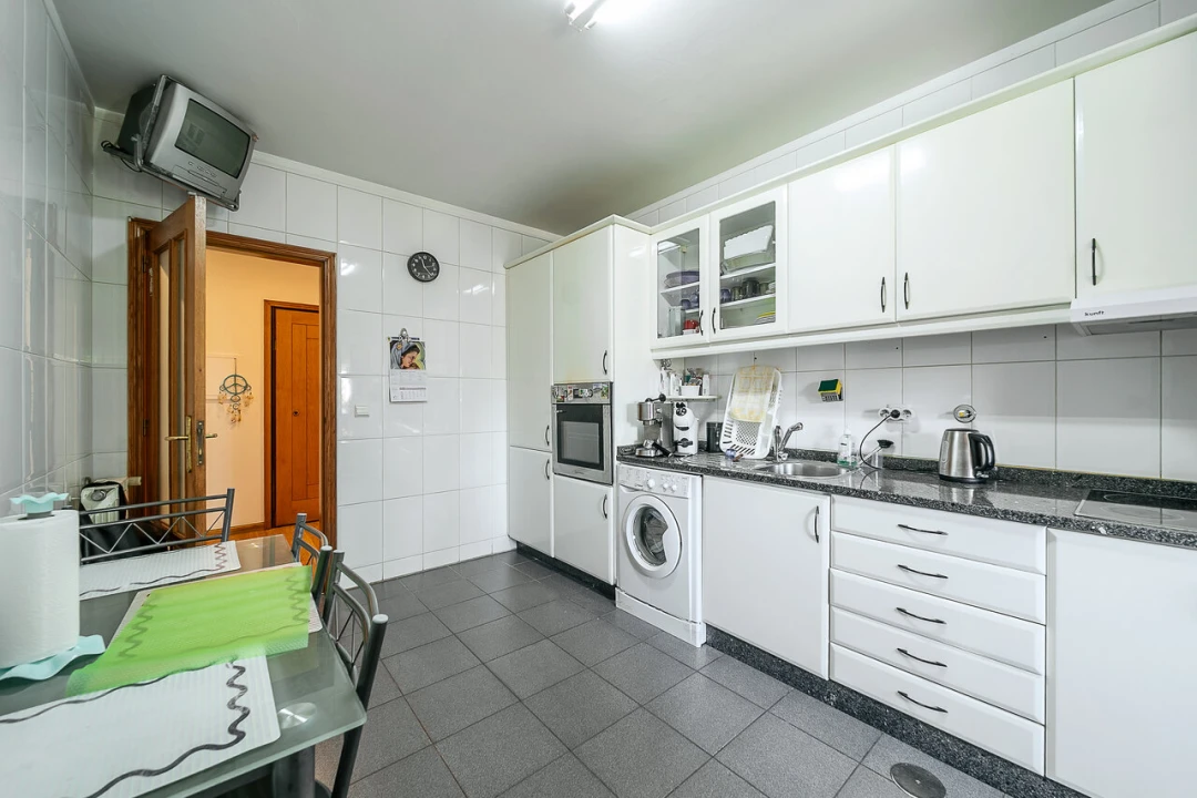 Apartamento T2 para Venda em Pedroso e Seixezelo Foto 15