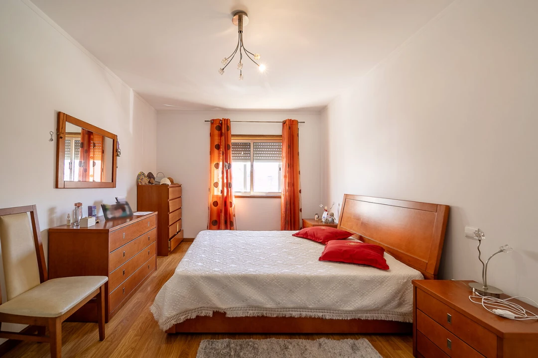Apartamento T2 para Venda em Pedroso e Seixezelo Foto 21