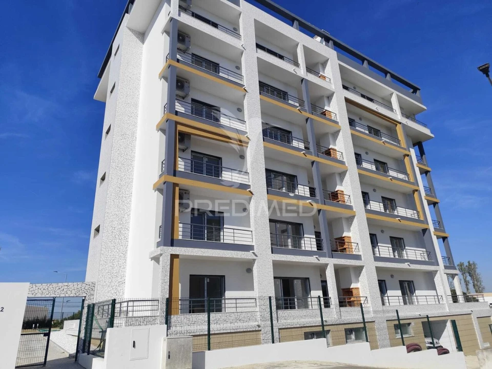 Apartamento T1 para Venda em Seixal, Arrentela e Aldeia de Paio Pires Foto 6