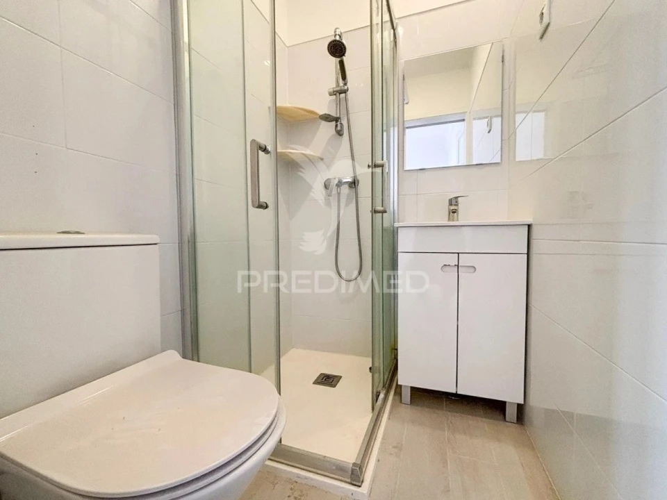 Apartamento T2 para Venda em São Vicente Foto 8