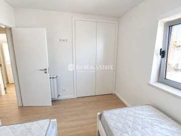 Apartamento T2 para Arrendamento em Buarcos