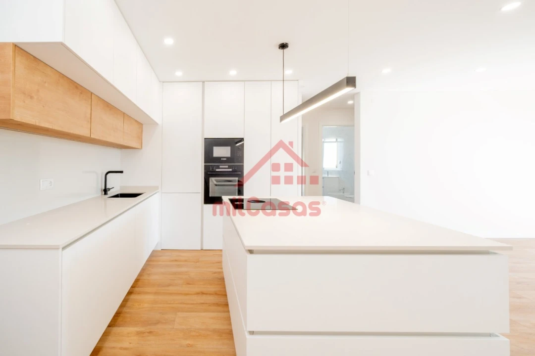 Apartamento T3 para Venda em Santa Maria, São Pedro e Matacães Foto 18