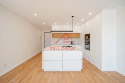 Apartamento T3 para Venda em Santa Maria, São Pedro e Matacães