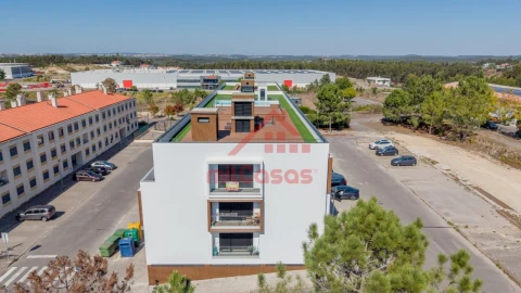 Apartamento T3 para Venda em Santa Maria, São Pedro e Matacães