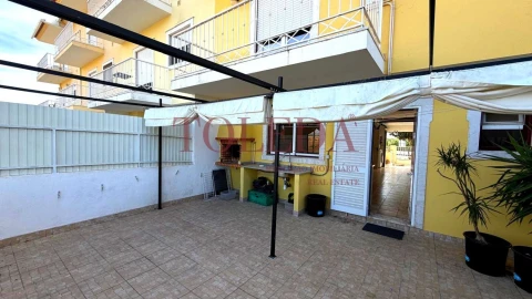 Moradia T3 para Venda em Vila Nova da Rainha