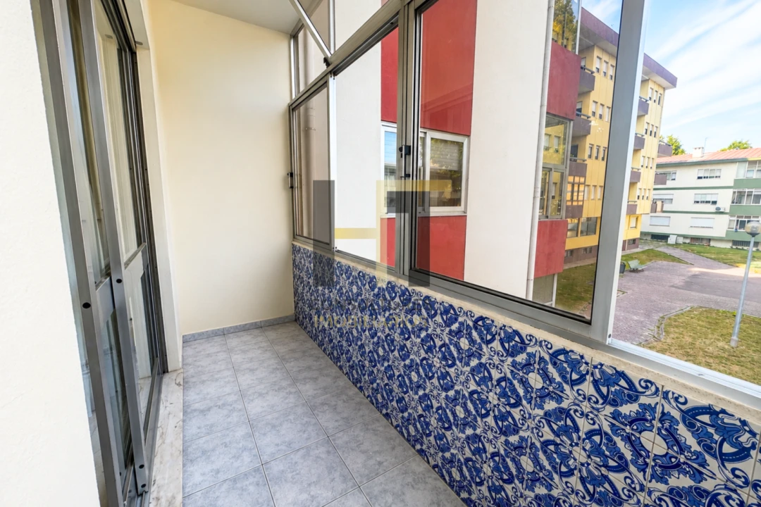 Apartamento T3 para Venda em Castêlo da Maia Foto 9