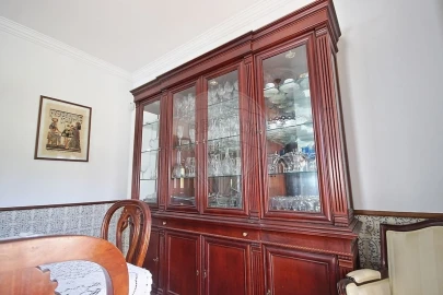 Moradia T3 para Venda em Charneca de Caparica e Sobreda