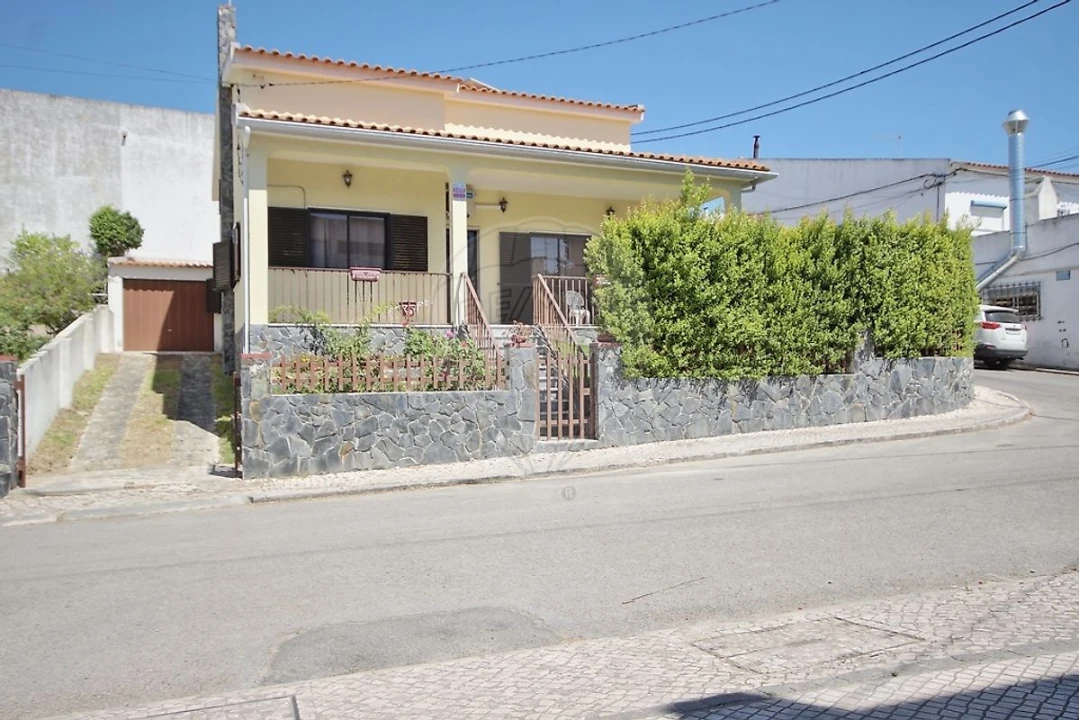 Moradia T3 para Venda em Charneca de Caparica e Sobreda Foto 8