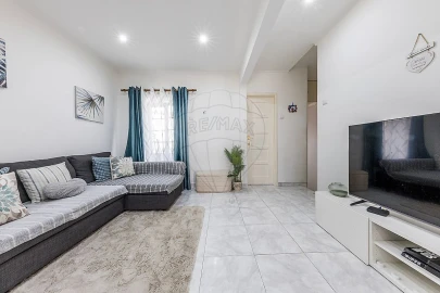 Apartamento T2 para Venda em Moscavide e Portela
