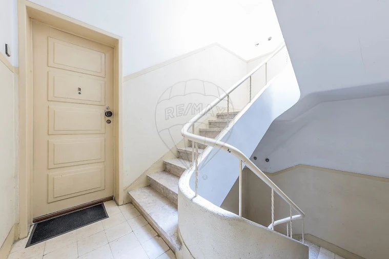 Apartamento T2 para Venda em Moscavide e Portela Foto 23