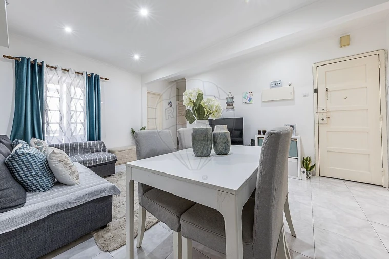 Apartamento T2 para Venda em Moscavide e Portela Foto 6