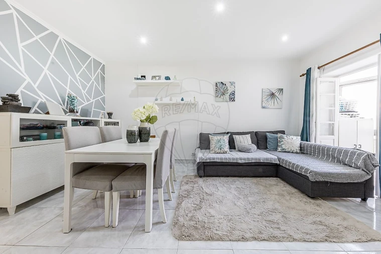 Apartamento T2 para Venda em Moscavide e Portela Foto 3
