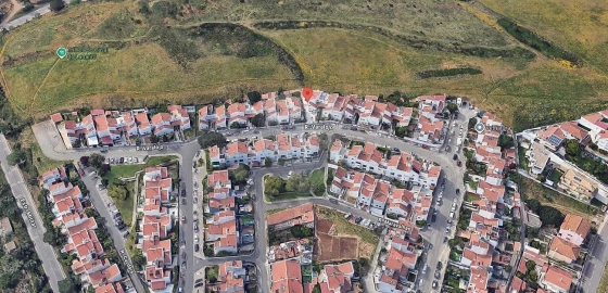 Moradia T3 para Venda em Carnaxide e Queijas