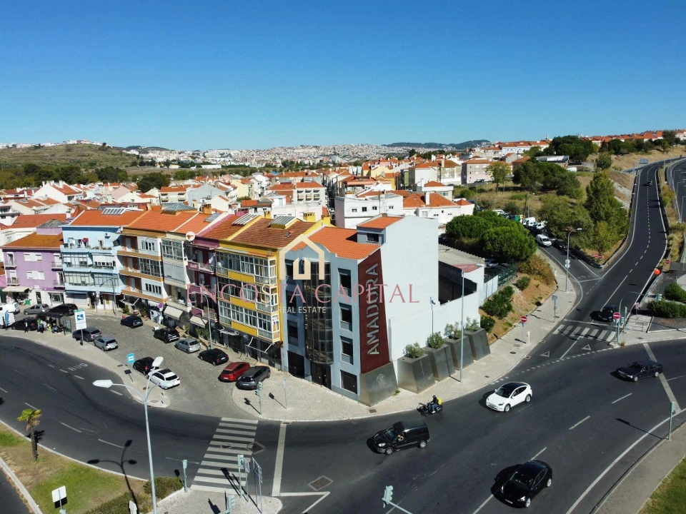 Prédio para Venda em Falagueira-Venda Nova Foto 13