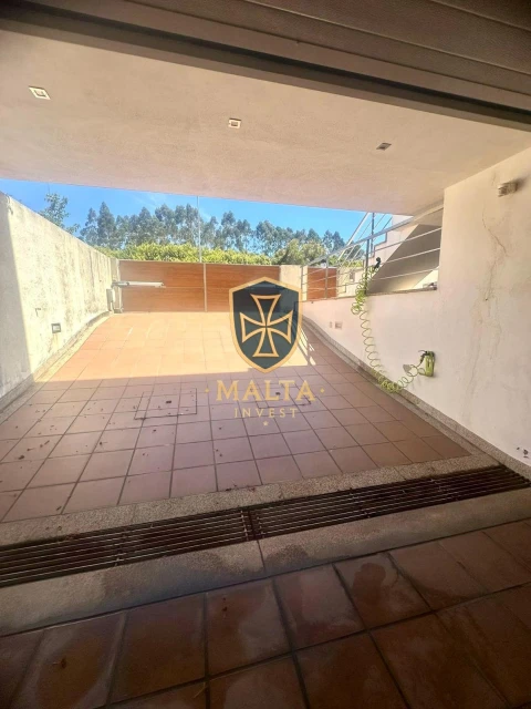 Moradia T3 para Venda em Oliveira do Douro