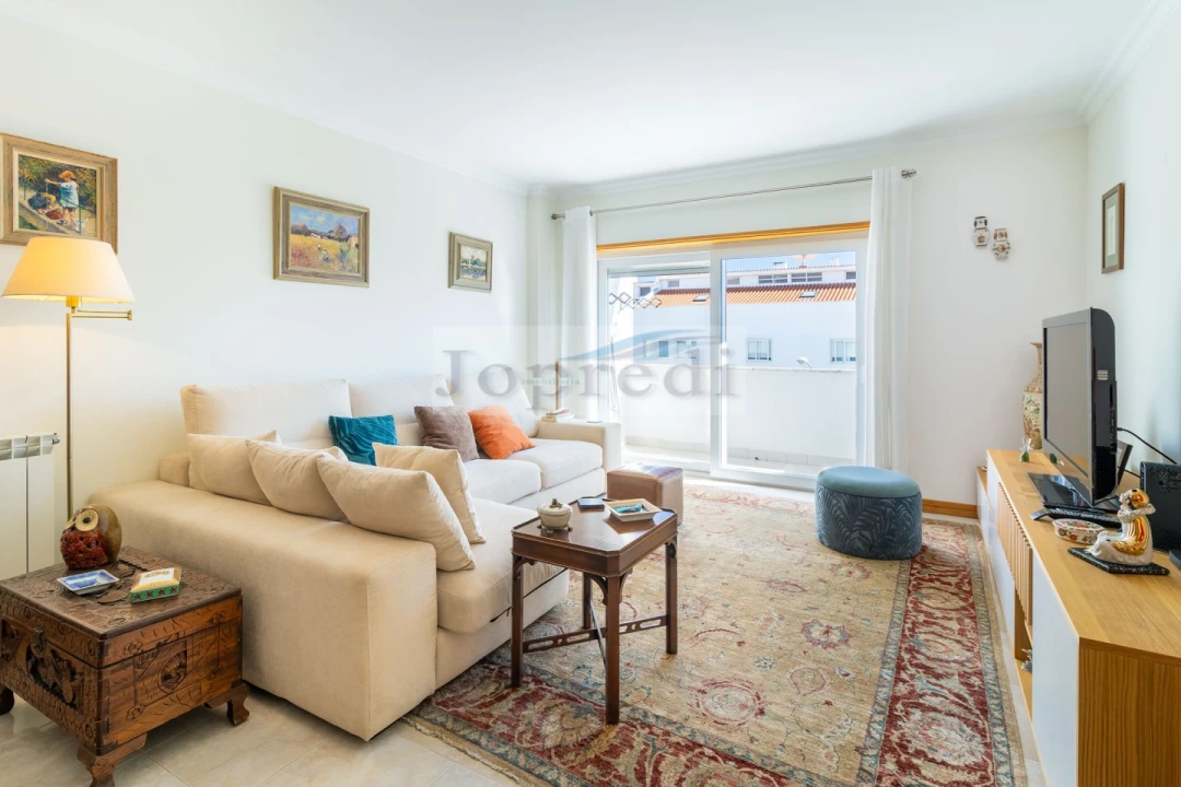 Apartamento T3 para Venda em Carcavelos e Parede Foto 5