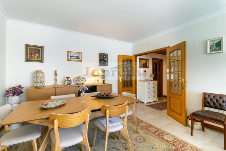 Apartamento T3 para Venda em Carcavelos e Parede Foto 6